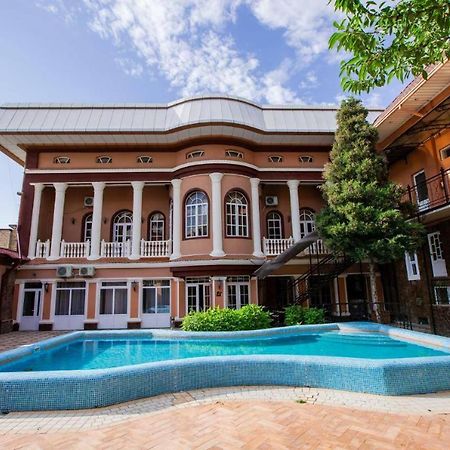 Art House Hotel Tashkent Esterno foto