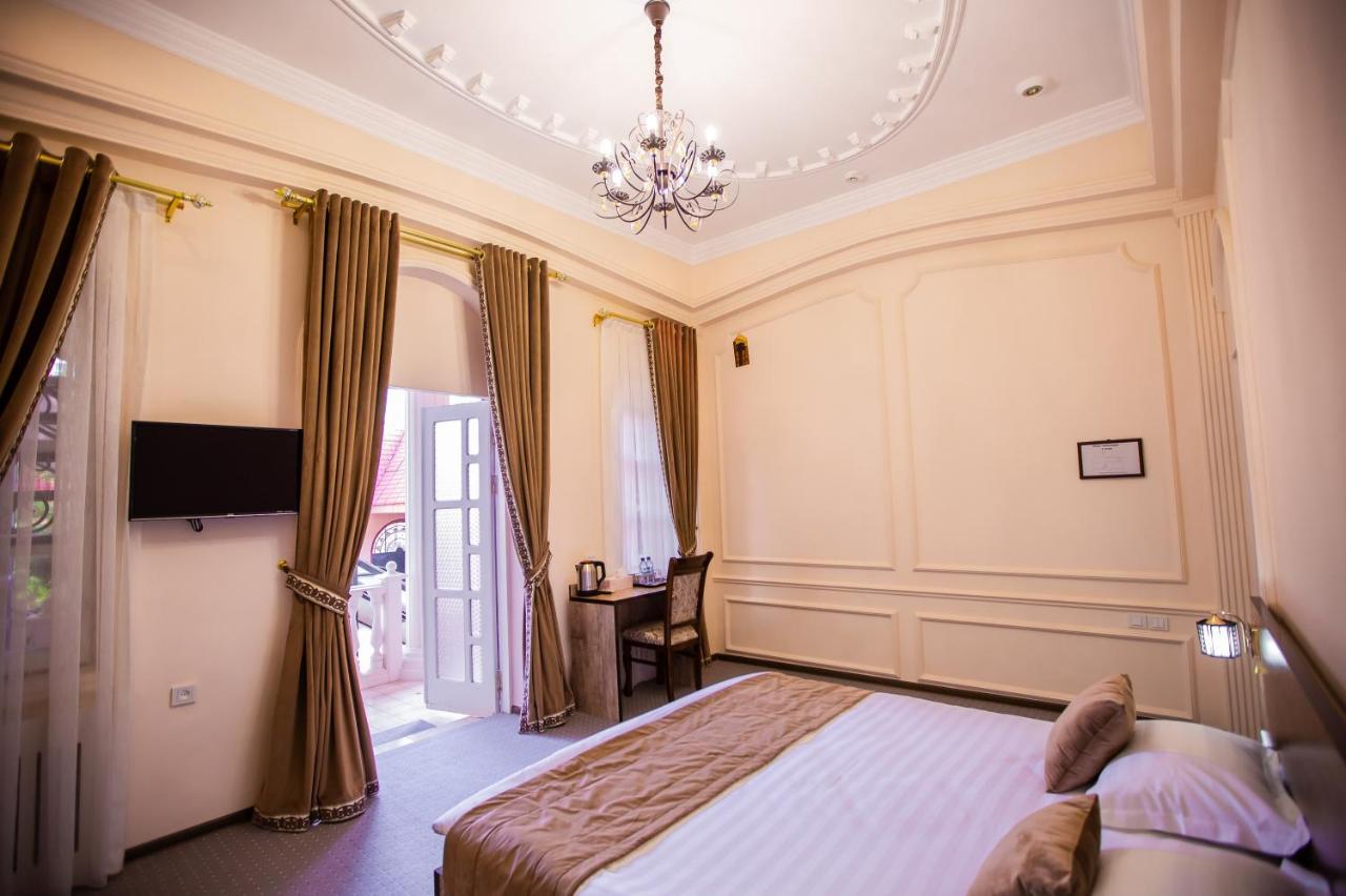 Art House Hotel Tashkent Esterno foto