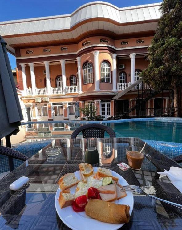 Art House Hotel Tashkent Esterno foto